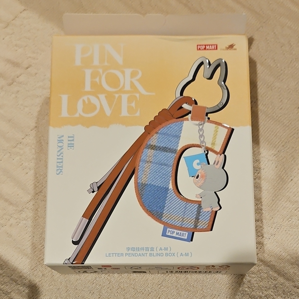Popmart MONSTERS Pin for Love Pendant Confirmed A - Z Labubu - Picture 4 of 6